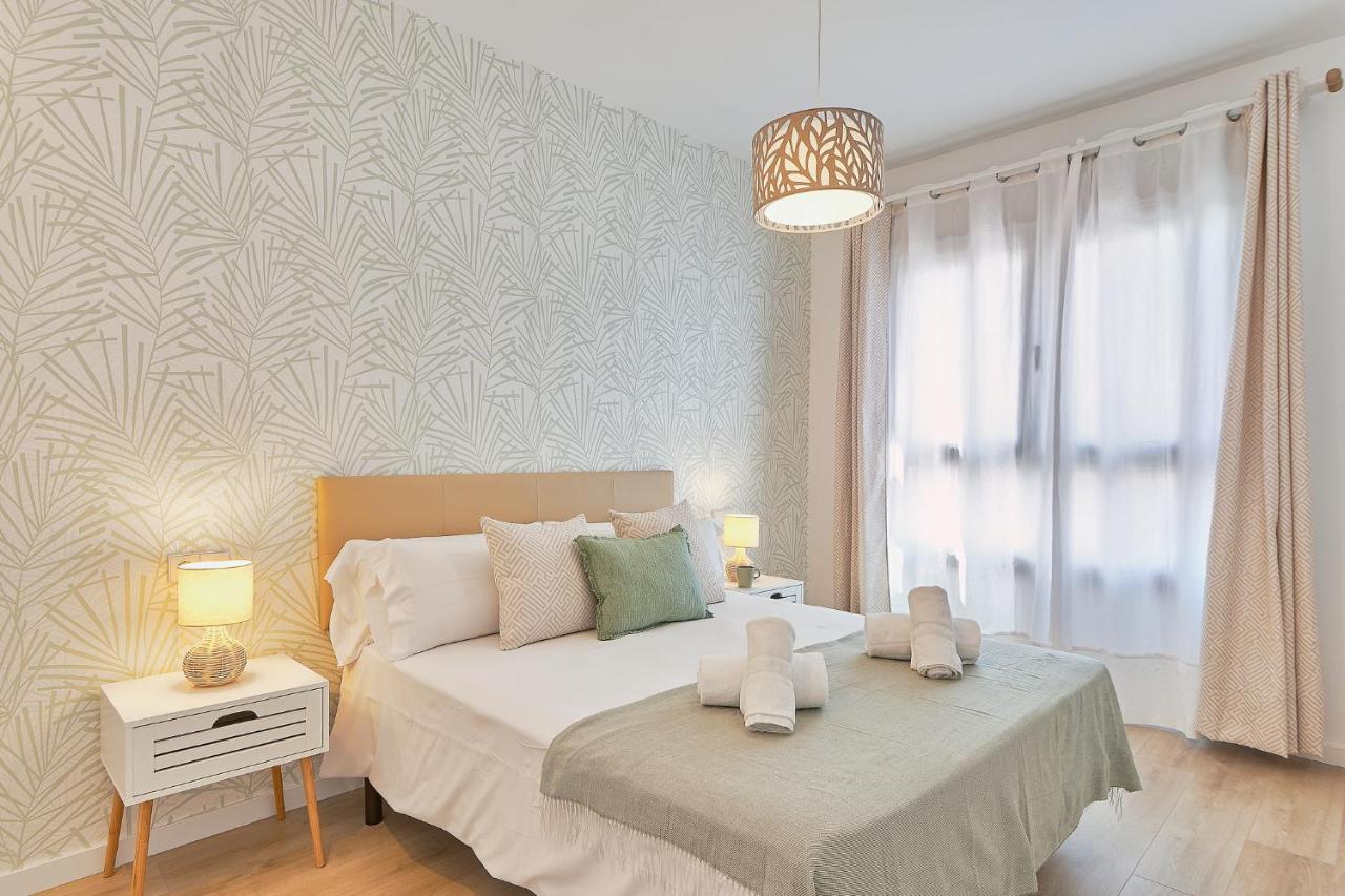 Apartamento Adriela Малага Екстер'єр фото